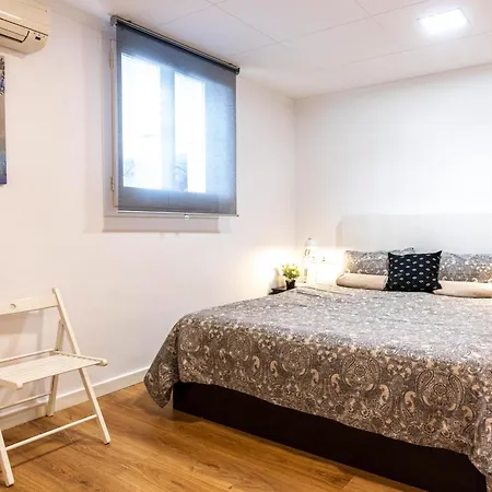 Magnifico Apartamento Camp Nou Barcelona Exterior photo